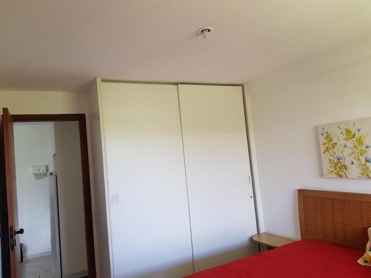 Muro Alto Flat Marupiara